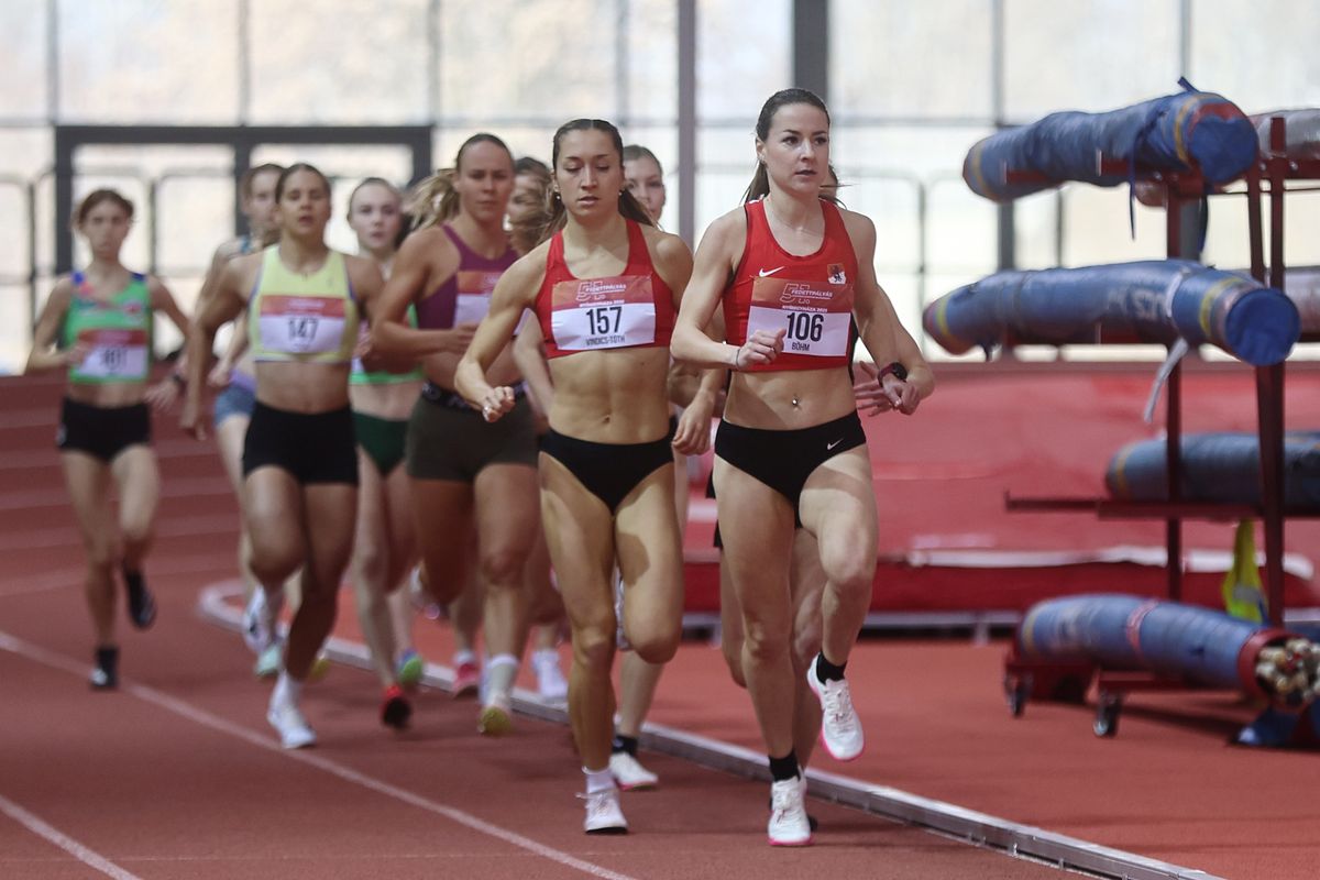 Vindics-Tóth Lili Anna (157-es mezben) jó formában várja az Európa-bajnokságot Fotó: MASZ